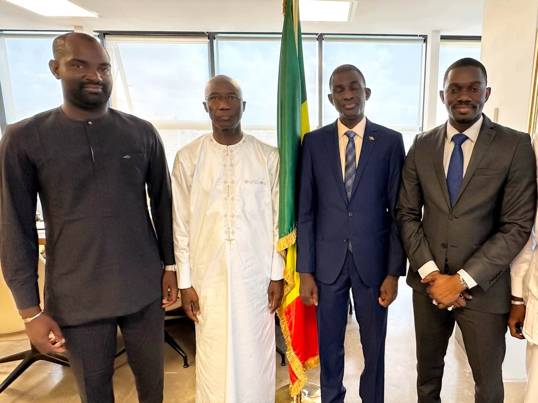Le Ministre de la Justice Me Moussa SARR reçoit en audience l'Association sénégalaise pour le suivi et l'assistance aux malades mentaux