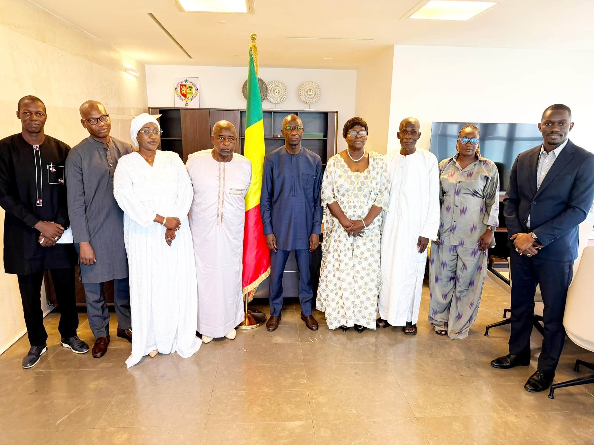 Le Sénégal et l’ACDHRS se rencontrent pour préparer la rencontre de Dakar Le Sénégal et l'ACDHRS se rencontrent pour préparer la rencontre de Dakar