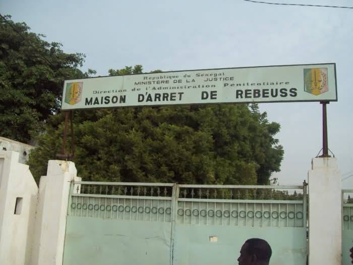 Visite inopinée du Ministre de la Justice Me Moussa SARR à la Maison d’arrêt de Rebeuss à 21 heures