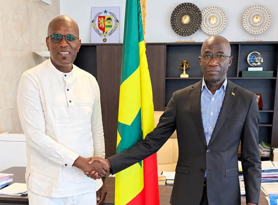 Conseillers consulaires : le ministre de la Justice Me Moussa SARR demande aux conseillers consulaires de surseoir à la menace de suspension de leurs activités